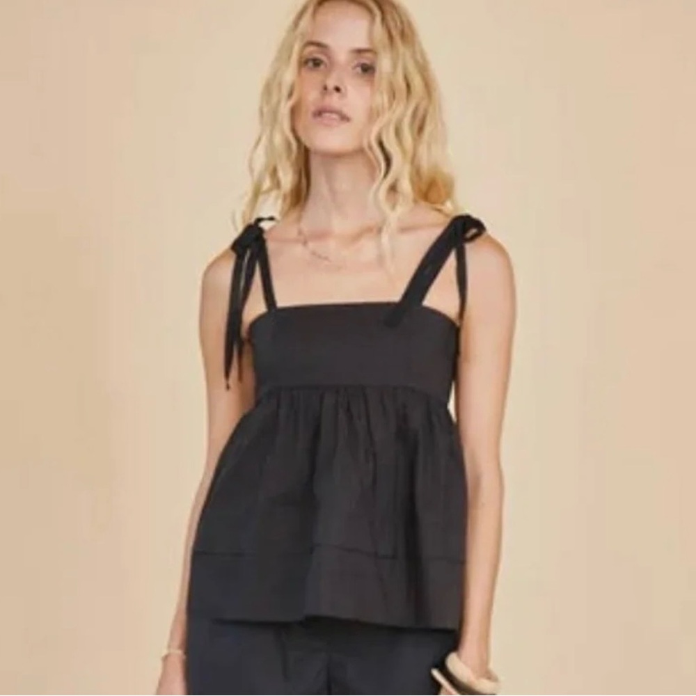 Hunter Bell Black Pruett Top